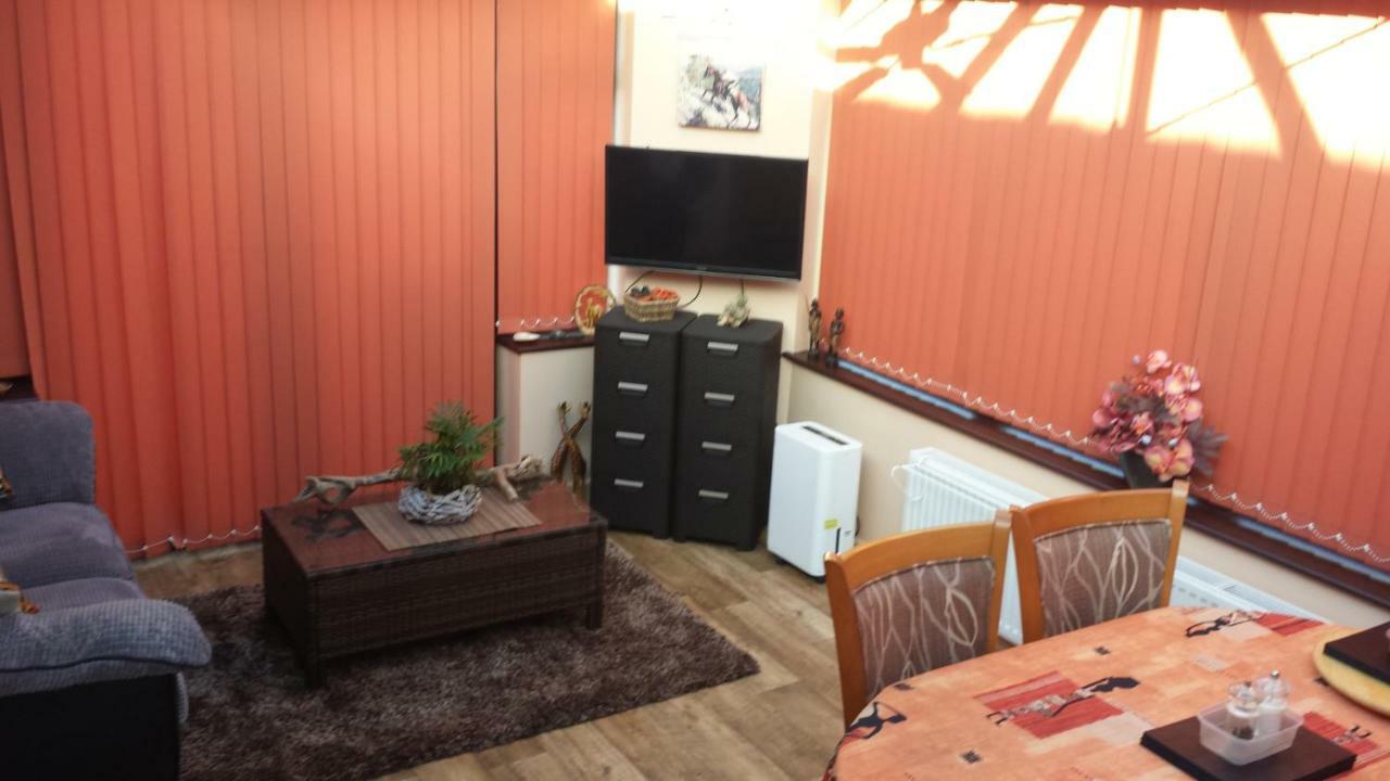 Fernlea Homestay Aberystwyth Zewnętrze zdjęcie